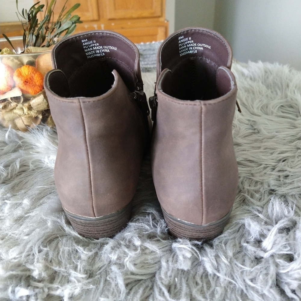 Ankle Boots - Picture 3 of 3